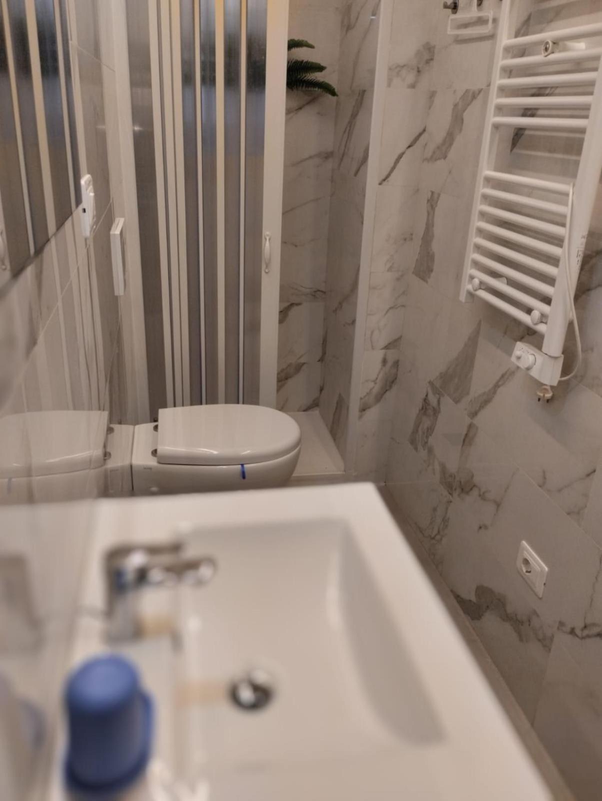 Casa Vacanze Tita La Tua Base Per Visitare Il Mare Delle Cinque Terre Apartment La Spezia Bagian luar foto